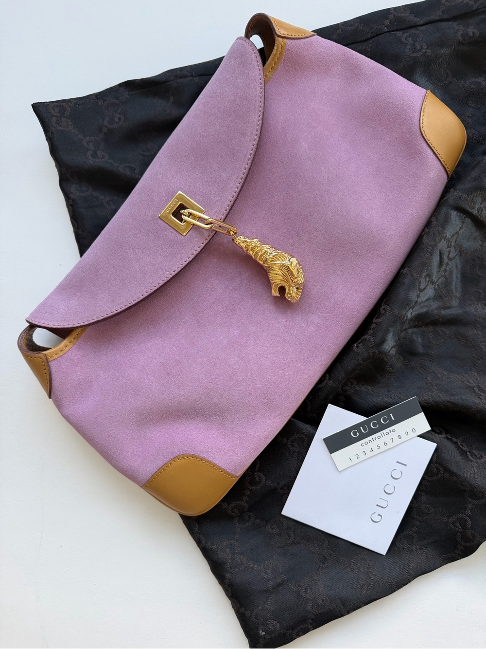 Authentic Gucci by Tom Ford Tiger Charm Lavender Shoulder Bag - Picture 3 of 17